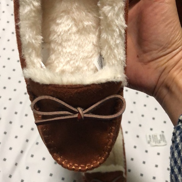 New, warm and comfortable. - Picture 6 of 8